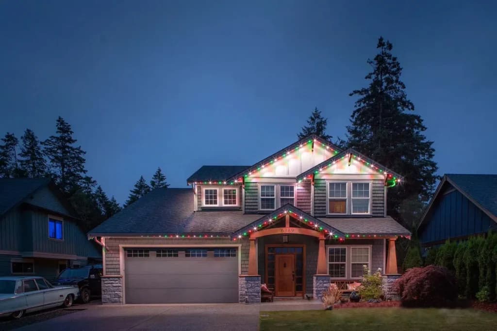 Permanent LED lighting installation by Halton Glow on a luxury home soffit in Oakville, Ontario